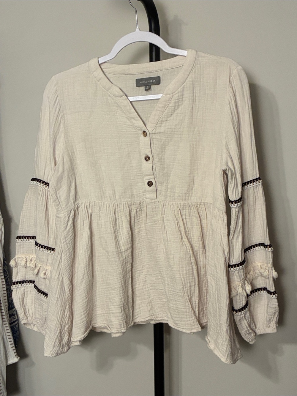 Hudson Gray Cream Boho Peasant Blouse Long Sleeve Tassels Fringe Cotton Small